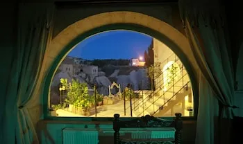 Larina Cave Otel