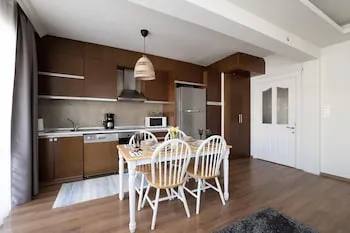 Wolf Suites