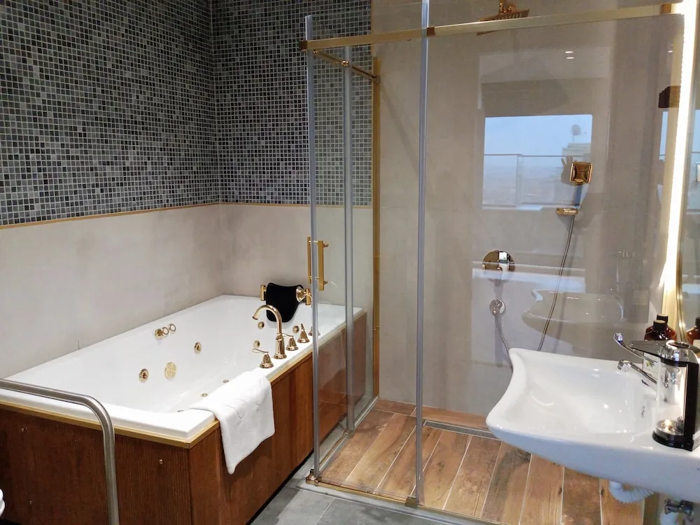 Honeymoon Çatı Katı Süiti (Penthouse)