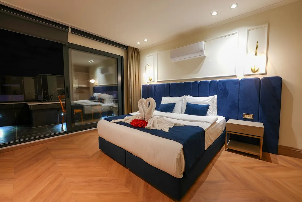 Honeymoon Çatı Katı Süiti (Penthouse)