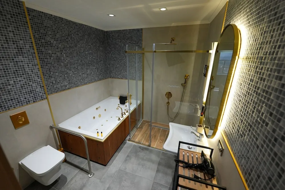 Honeymoon Çatı Katı Süiti (Penthouse)