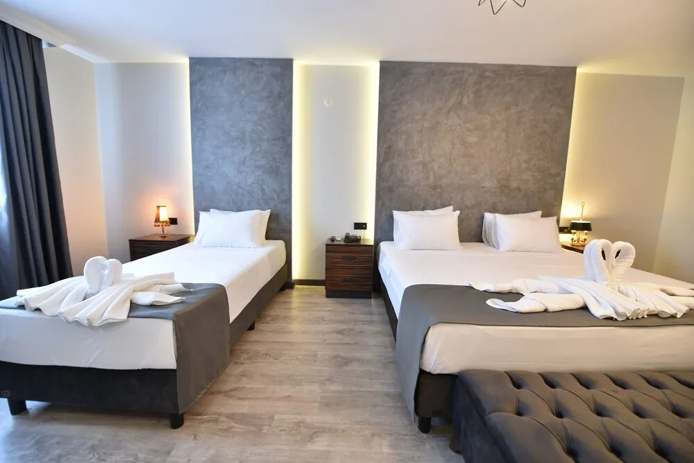 Deluxe Üç Kişilik Oda