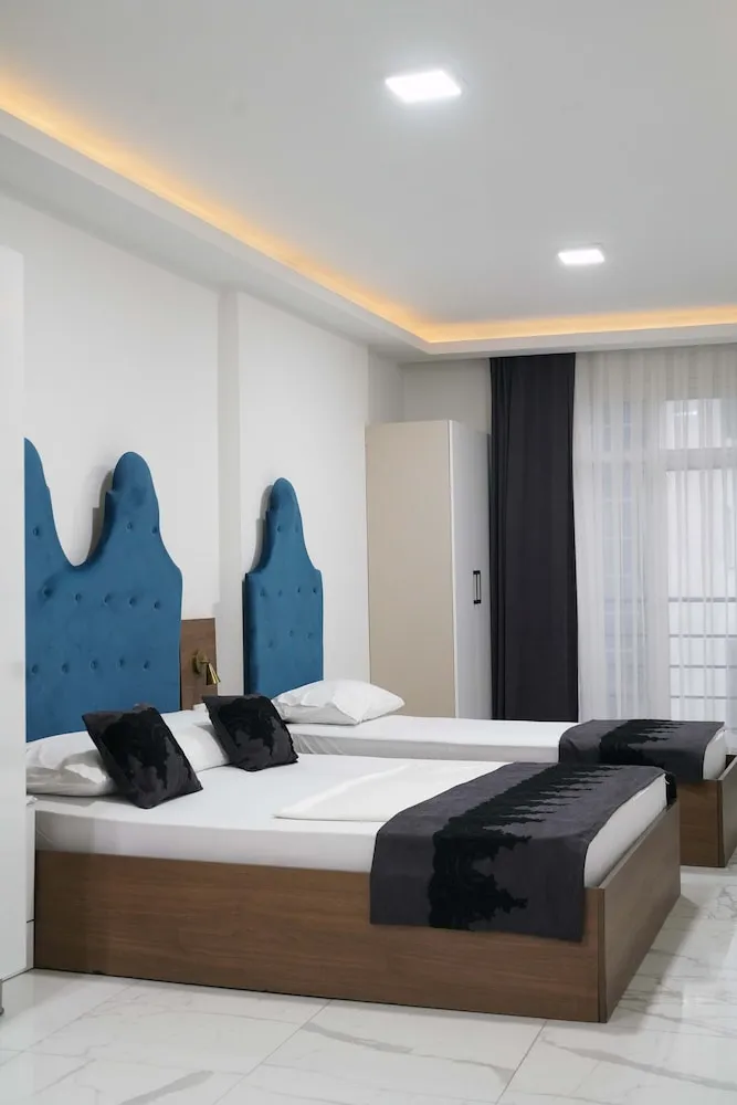 Standard Üç Kişilik Oda