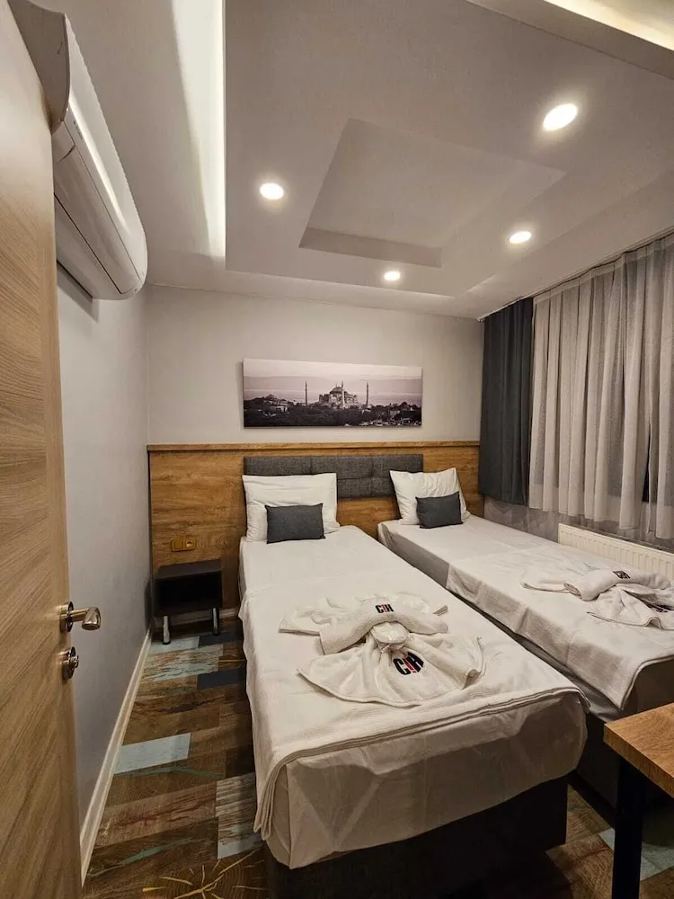 Family Dört Kişilik Oda