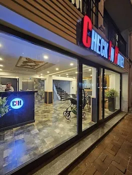 Check in Hotel