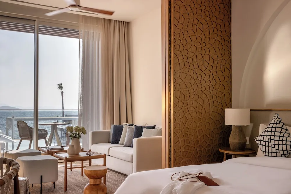 Junior Suite, Sea View (Panoramic)