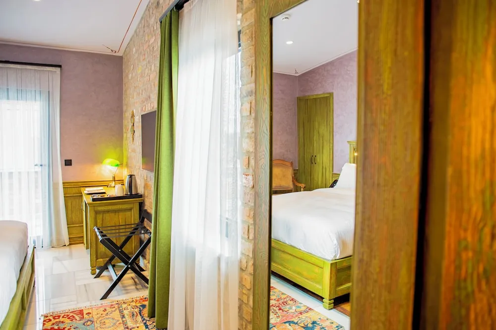 Deluxe Oda, 1 En Büyük (King) Boy Yatak, Şehir Manzaralı