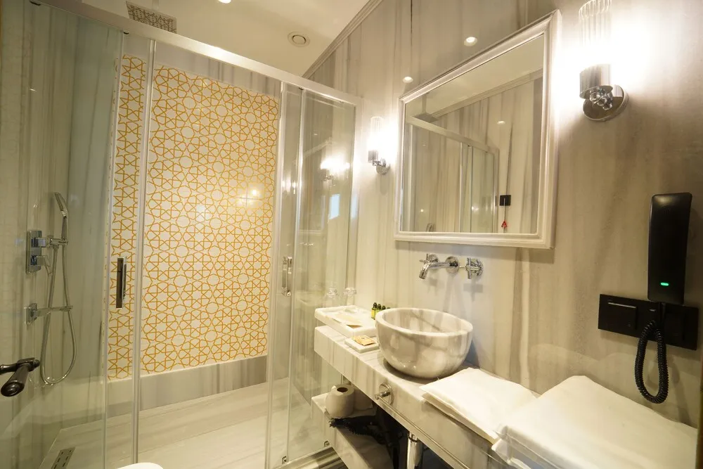 Deluxe Oda, 1 En Büyük (King) Boy Yatak, Şehir Manzaralı