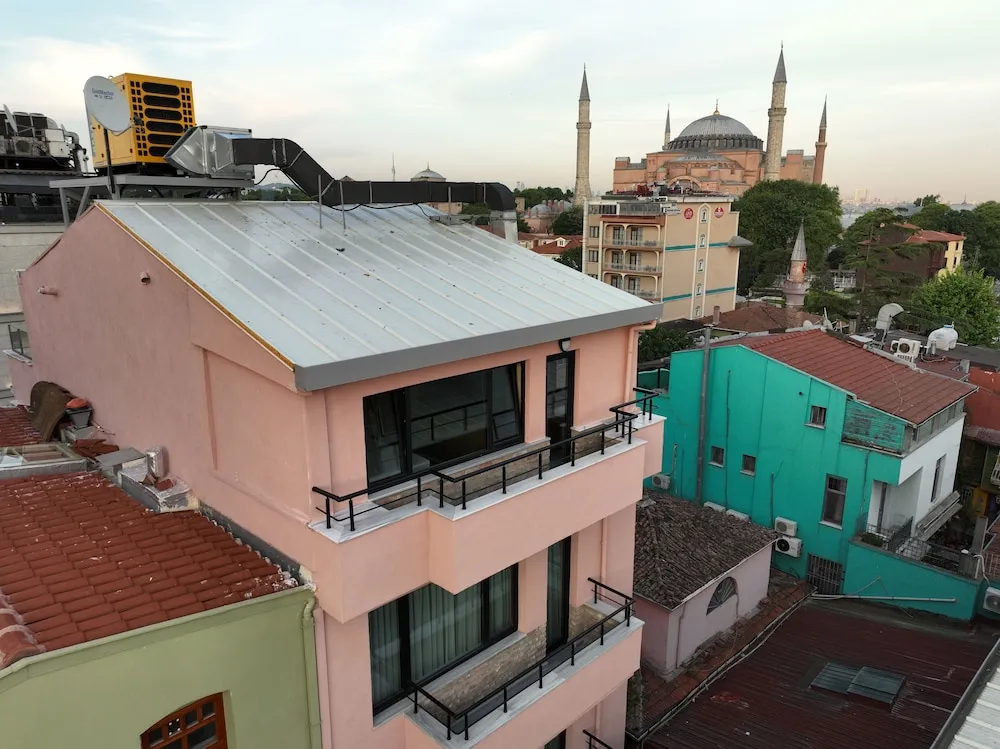 Superior Oda, 1 En Büyük (King) Boy Yatak, Sigara İçilmez, Balkon