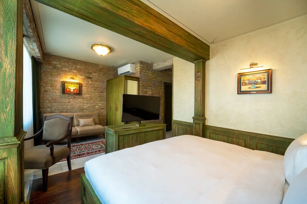 Superior Oda, 1 En Büyük (King) Boy Yatak, Sigara İçilmez, Balkon