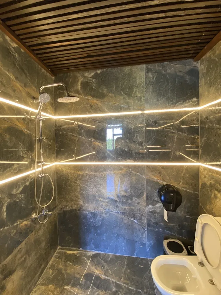 Comfort Oda, Birden Çok Yatak, Sigara İçilmez, Şehir Manzaralı