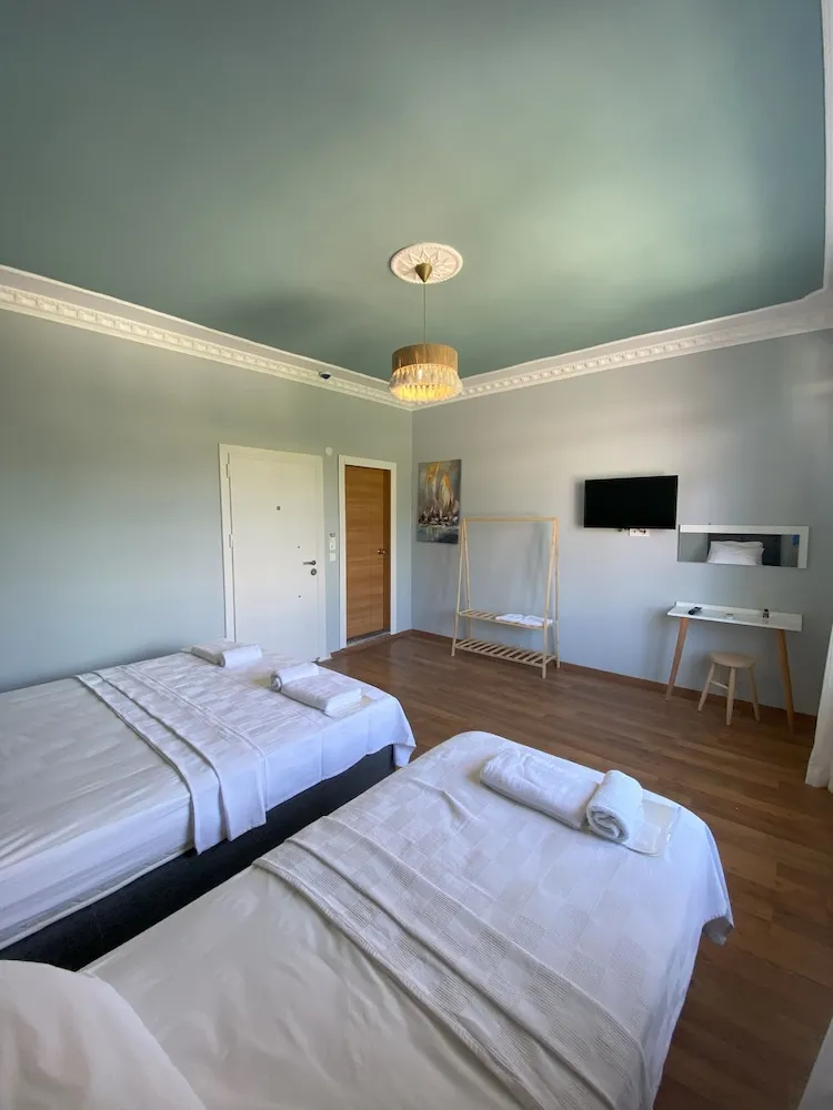 Comfort Oda, Birden Çok Yatak, Sigara İçilmez, Şehir Manzaralı