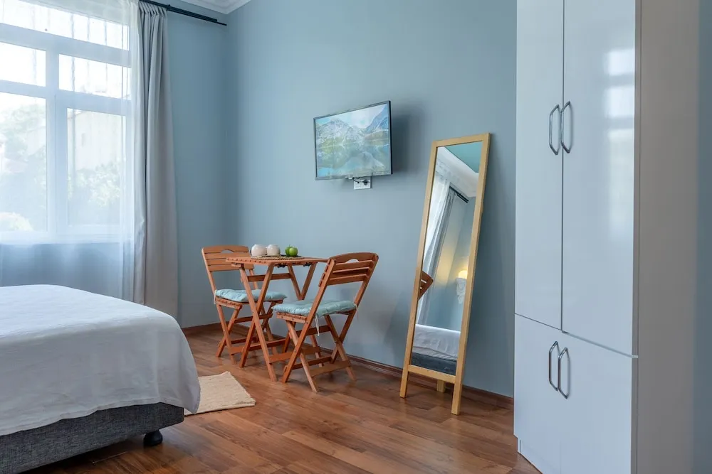 Comfort Tek Büyük Yataklı Oda, Sigara İçilmez, Küçük Mutfak