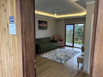 May Villas Hotel