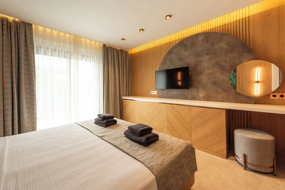 Deluxe Oda, Balkon, Deniz Manzaralı
