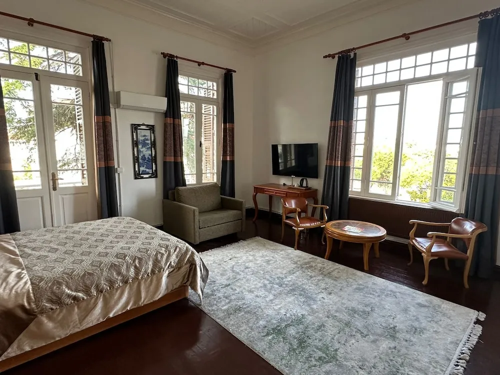Deluxe Oda, 1 Büyük (Queen) Boy Yatak, Balkon/Veranda, Bahçe Manzaralı