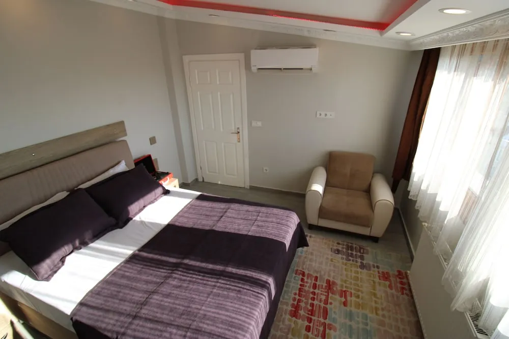 Quad Room