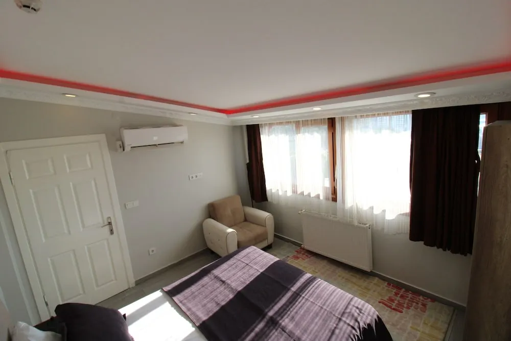 Quad Room