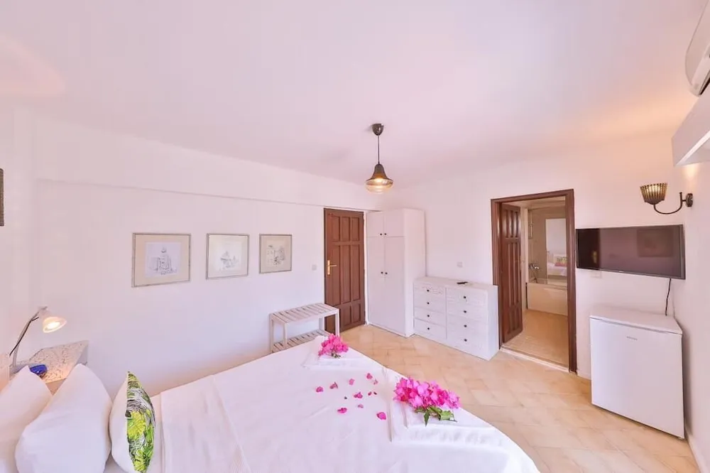 Standard Room with Nature View