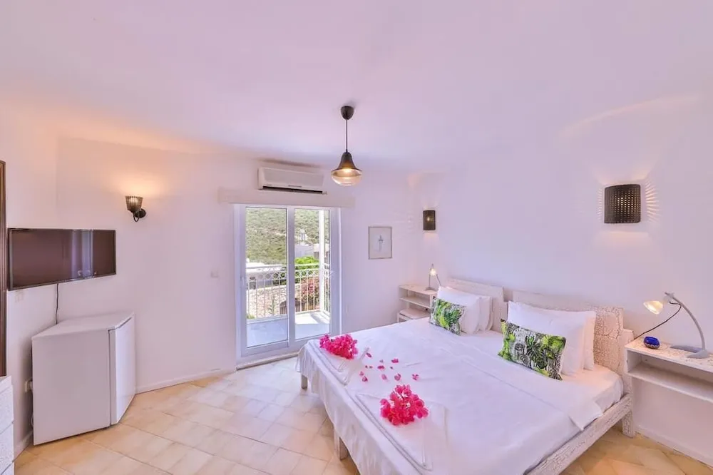 Standard Room with Nature View