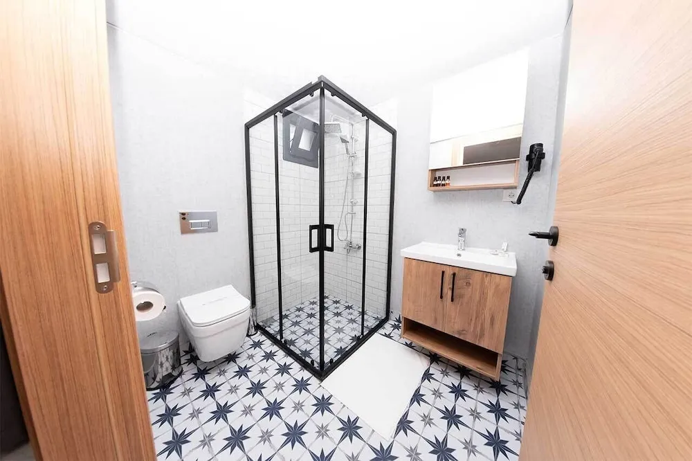 Deluxe Oda - Şehir Manzaralı, Balkonlu