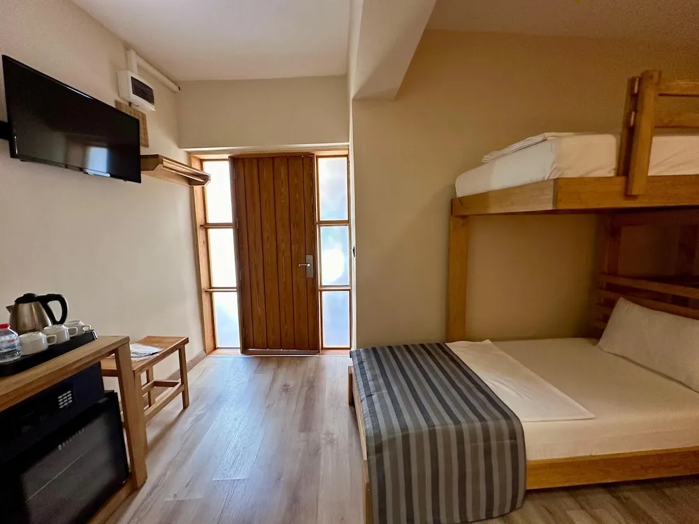 Basic Dört Kişilik Oda, 1 Yatak Odası