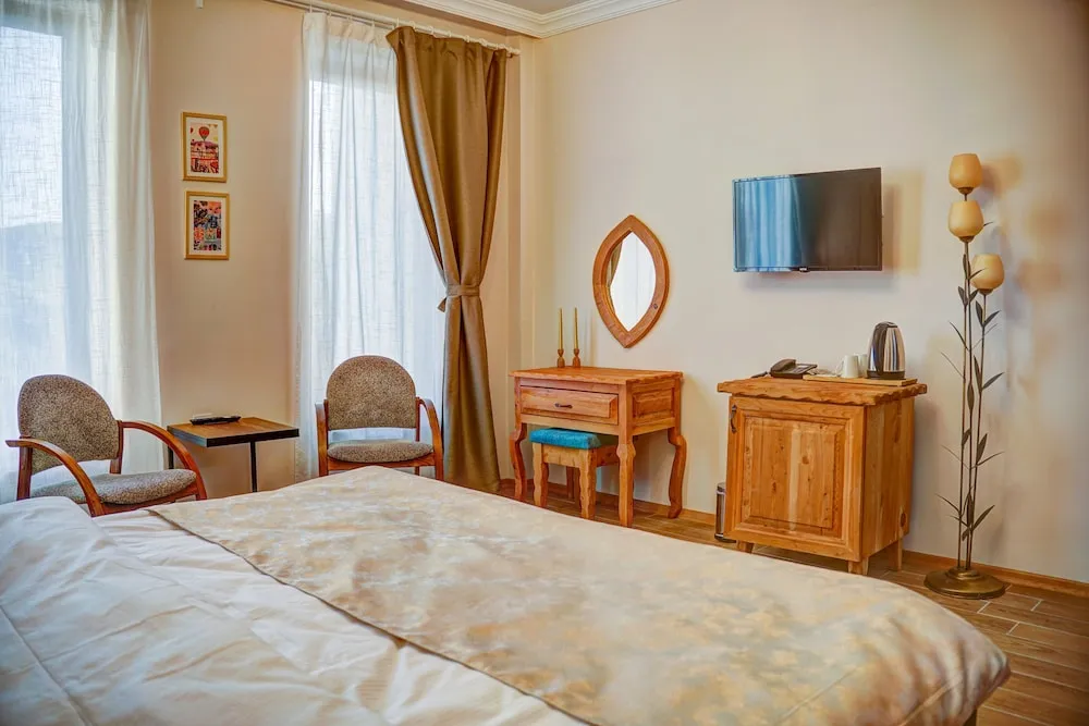 Standard Oda, 1 En Büyük (King) Boy Yatak