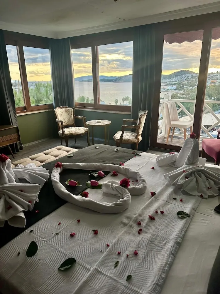 Luxury Süit, Balkon, Deniz Manzaralı