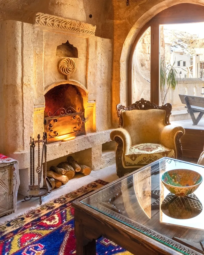 Superior Family Cave Room