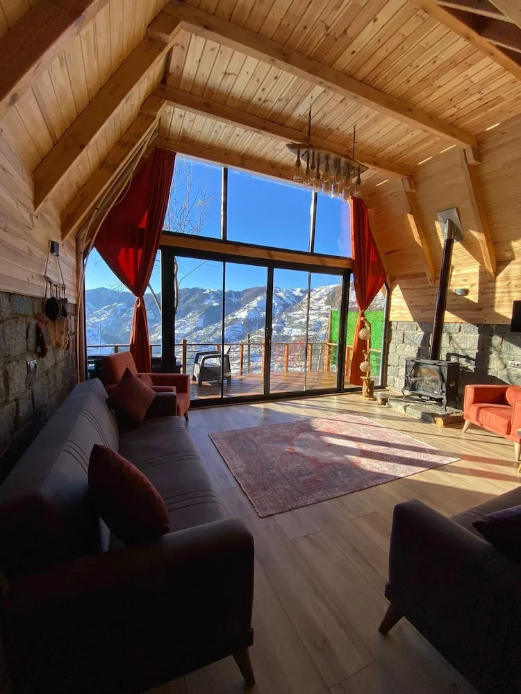 Basic Süit, Veranda, Dağ Manzaralı