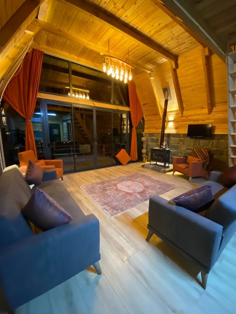 Basic Süit, Veranda, Dağ Manzaralı