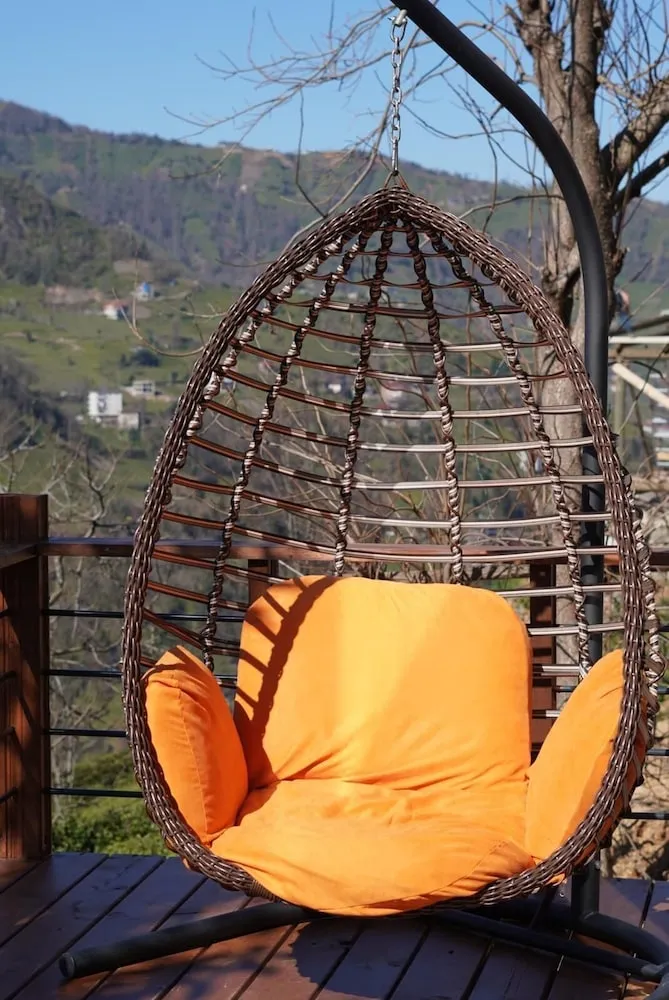 Basic Bungalov, Veranda, Dağ Manzaralı