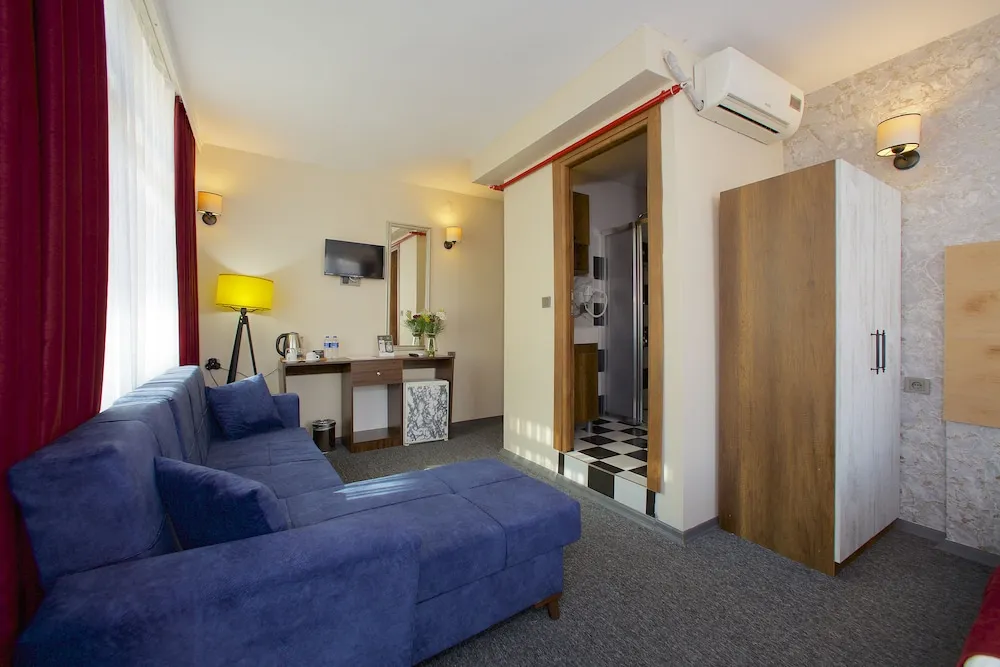 Deluxe Tek Büyük Yataklı Oda, Köşe