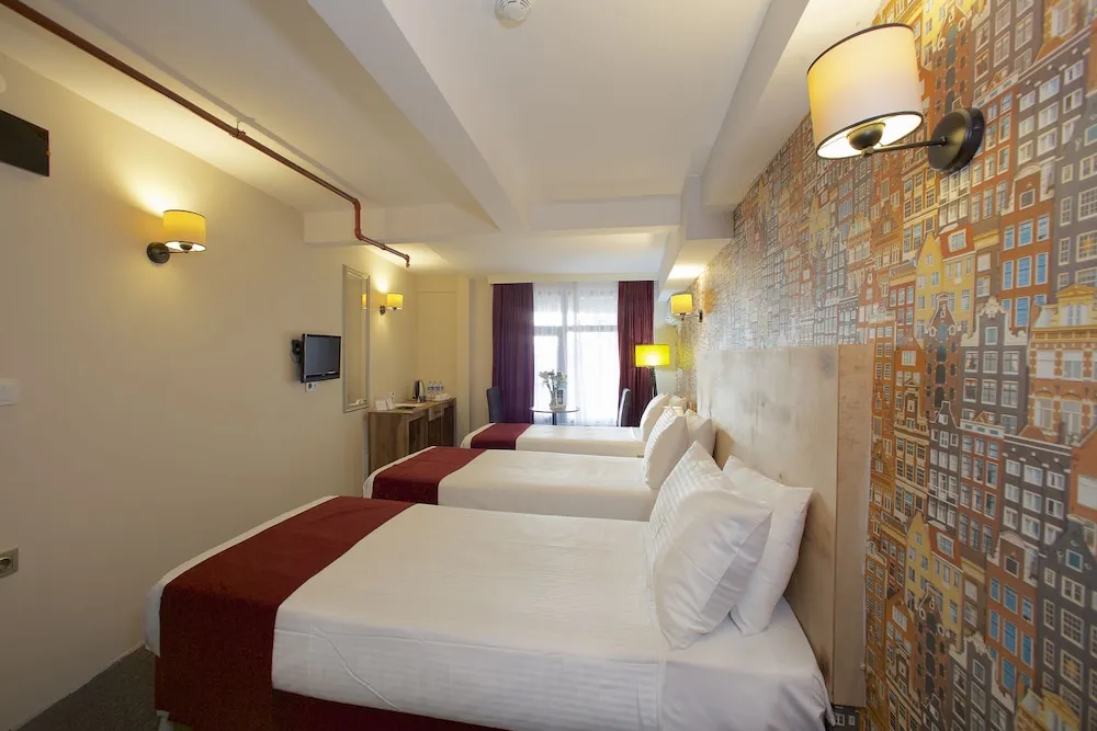 Standard Üç Kişilik Oda