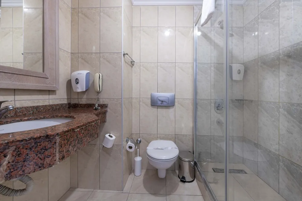 Standard Üç Kişilik Oda