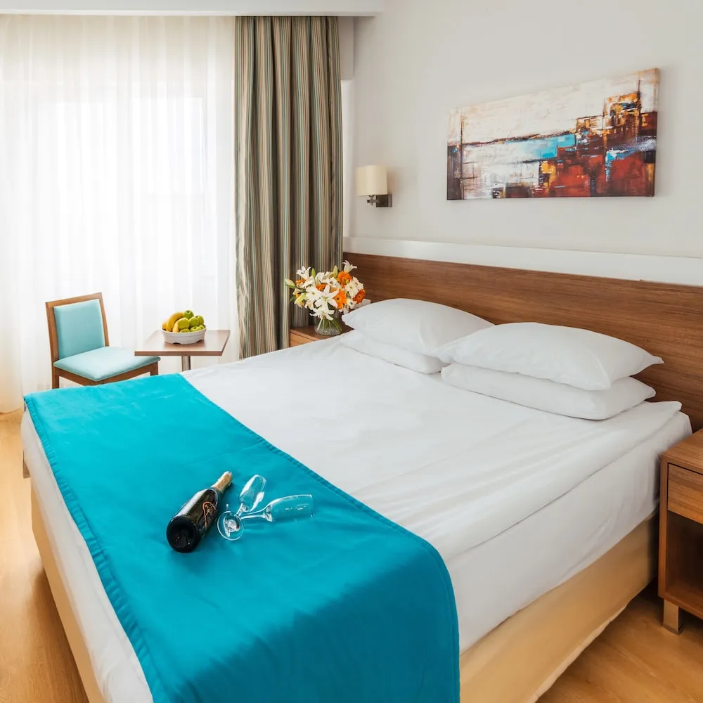 Standard Room (Room Only)