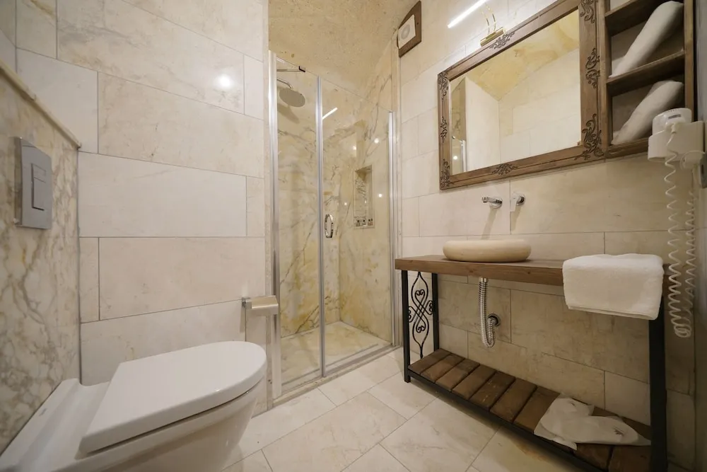 Standard Üç Kişilik Oda