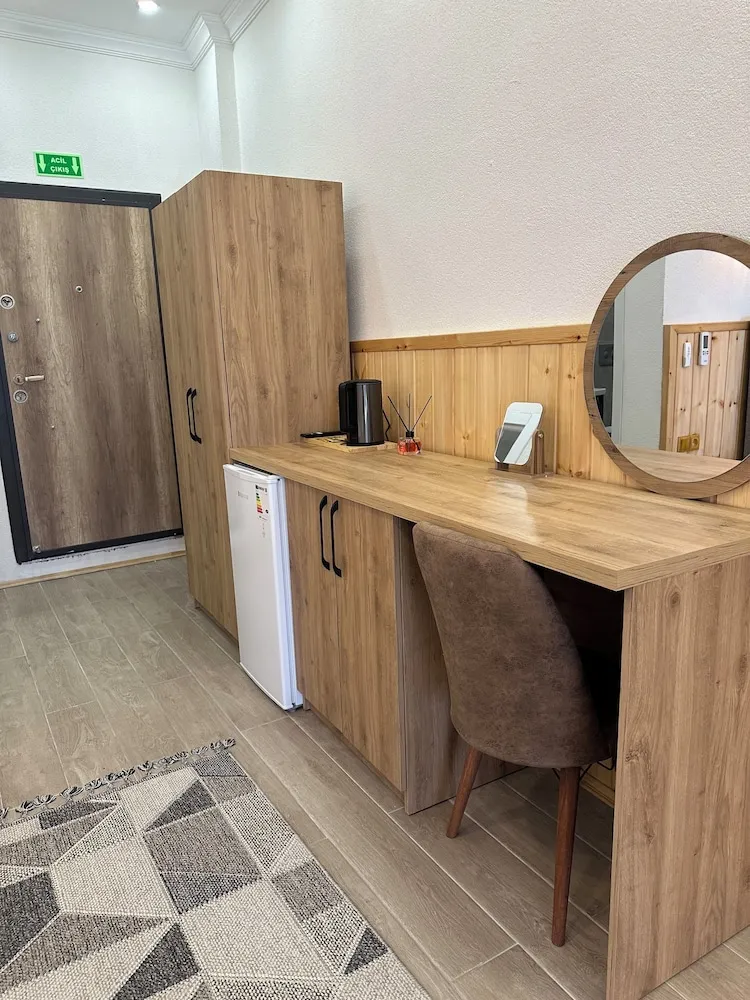 Luxury Tek Büyük Yataklı Oda