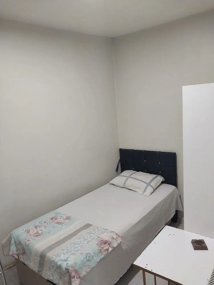 Basic Tek Kişilik Oda, 1 Yatak Odası, Ortak Banyo, Şehir Manzaralı