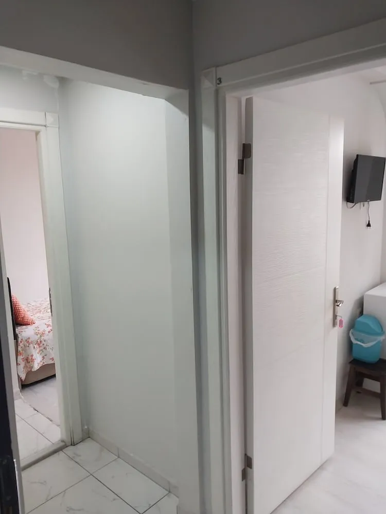 Basic Tek Kişilik Oda, 1 Yatak Odası, Ortak Banyo, Şehir Manzaralı