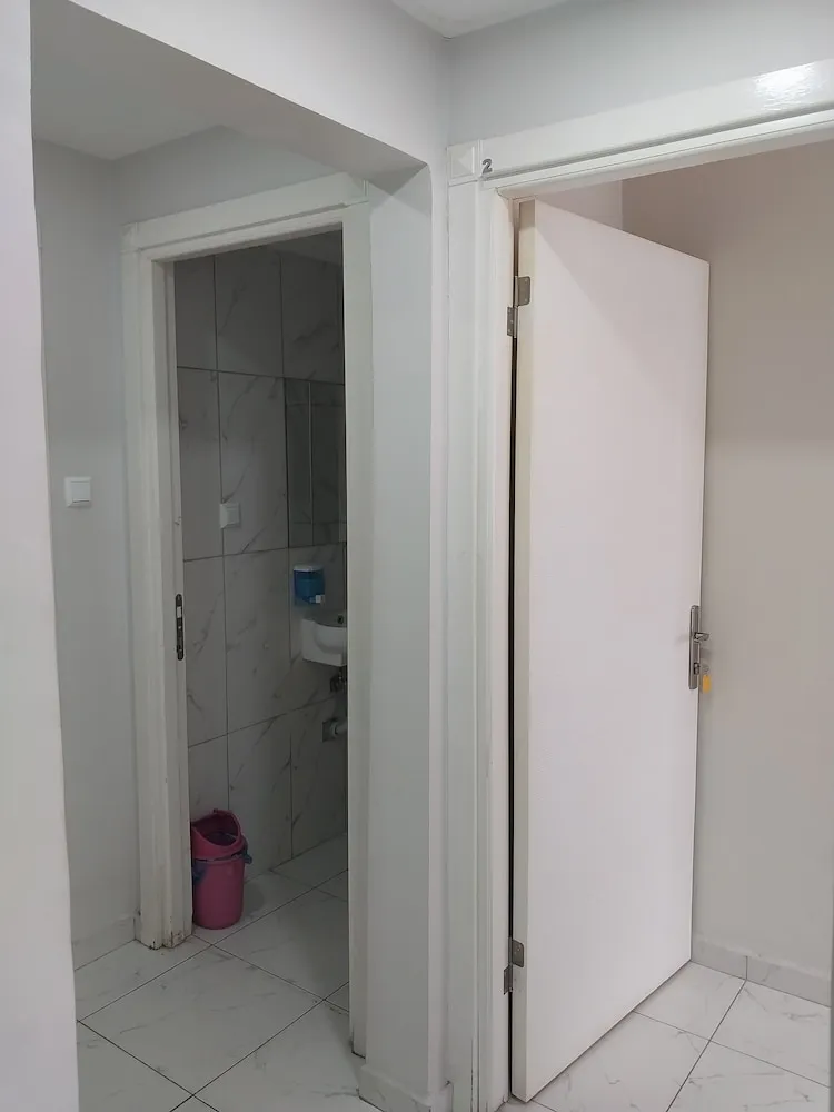 Basic Tek Kişilik Oda, 1 Yatak Odası, Ortak Banyo, Şehir Manzaralı