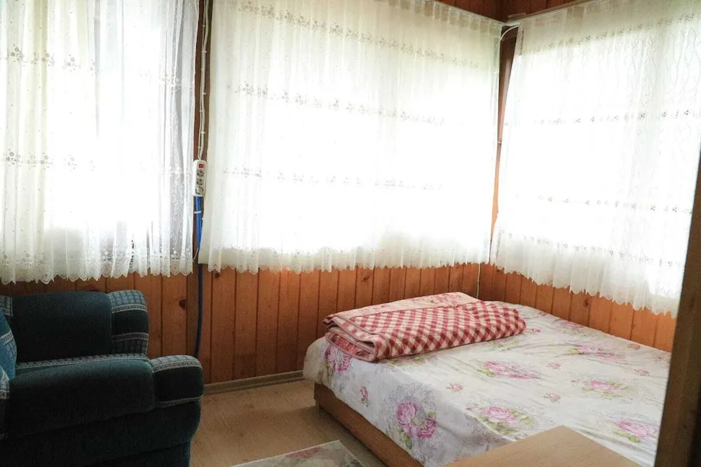 Apart Daire, Dağ Manzaralı