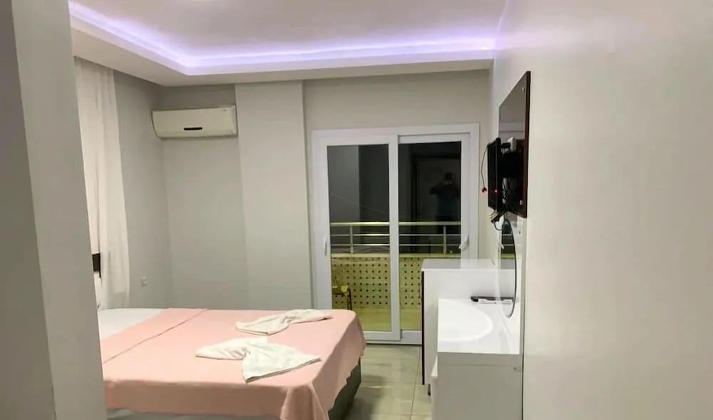 Standard Üç Kişilik Oda