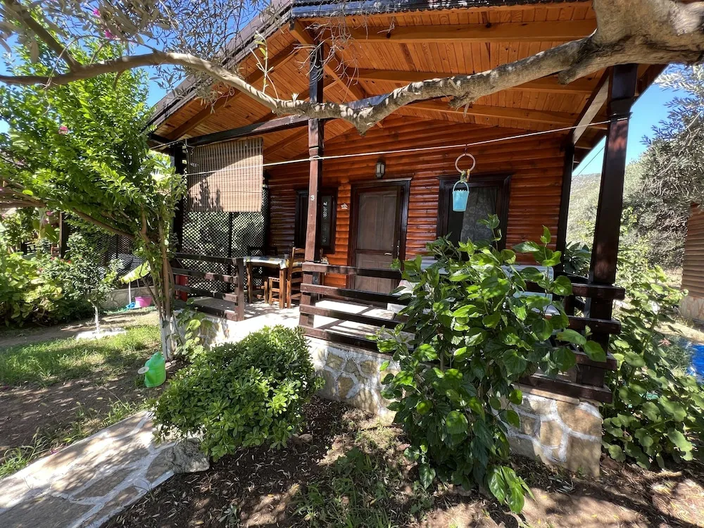 Basic Bungalov, Birden Çok Yatak, Balkon/Veranda, Bahçe Manzaralı