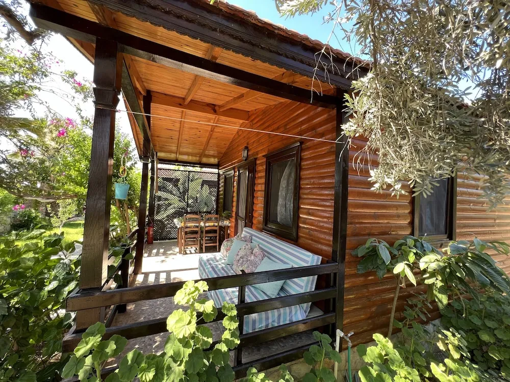 Basic Bungalov, Birden Çok Yatak, Balkon/Veranda, Bahçe Manzaralı