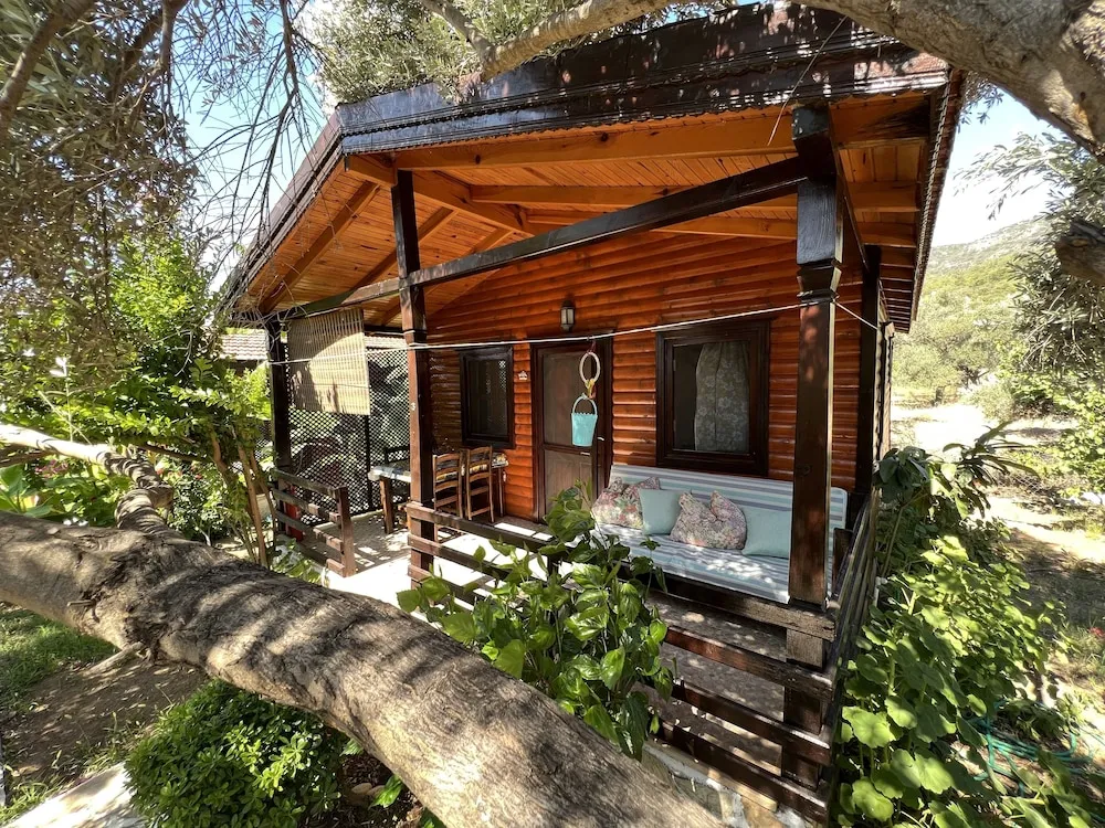 Basic Bungalov, Birden Çok Yatak, Balkon/Veranda, Bahçe Manzaralı