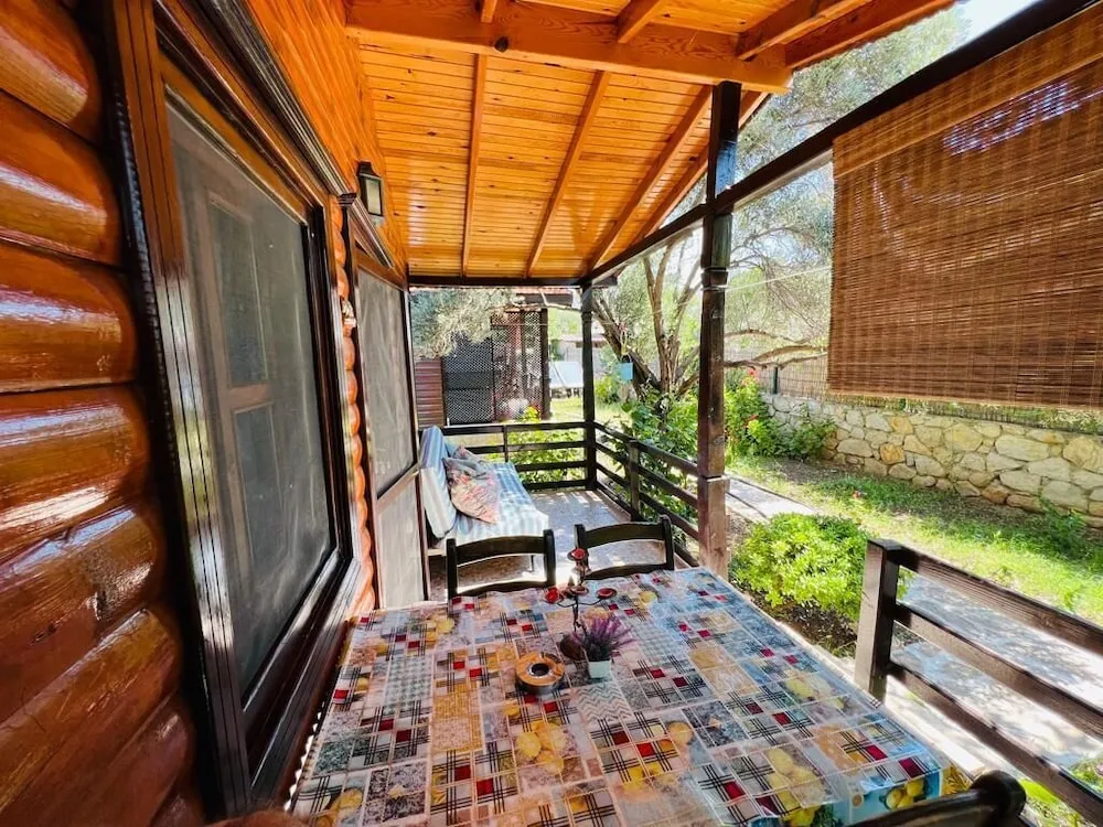 Basic Bungalov, Birden Çok Yatak, Balkon/Veranda, Bahçe Manzaralı