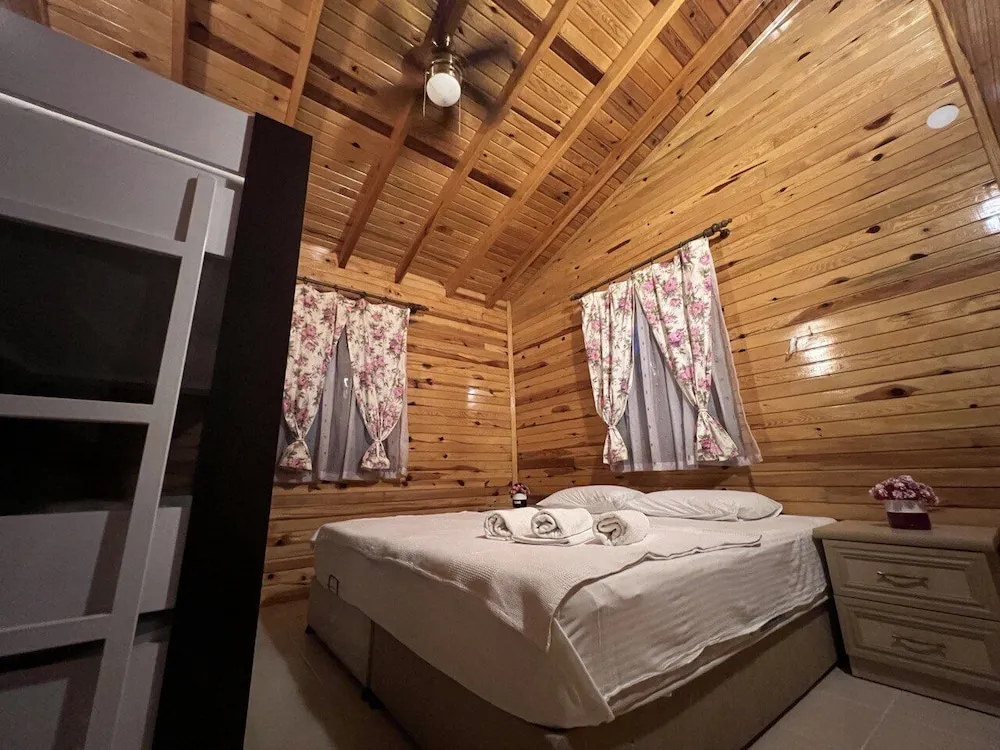 Deluxe Bungalov