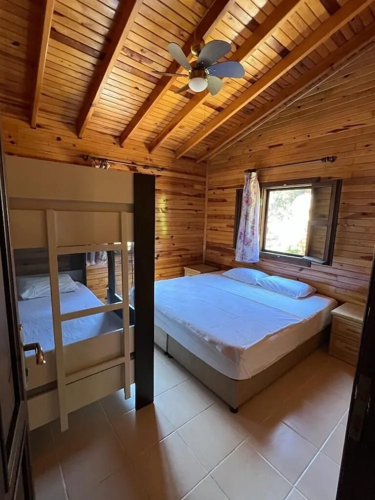 Deluxe Bungalov