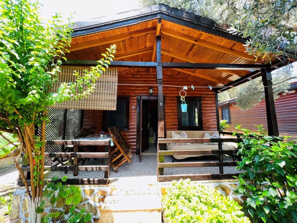 Deluxe Bungalov